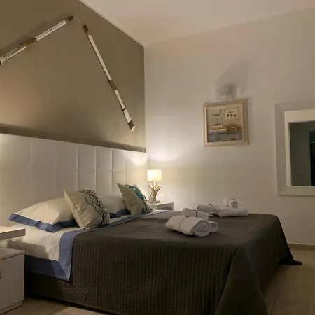 Aquarama & Bed & Breakfast Torre Squillace